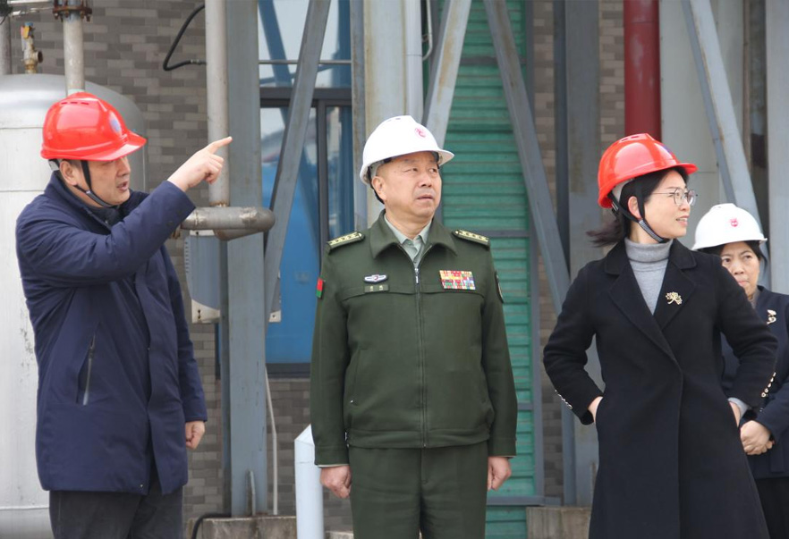 常州市委常委、常州军分区大校司令员廖鹏一行来奇异果体育调研公司党管武装相关工作